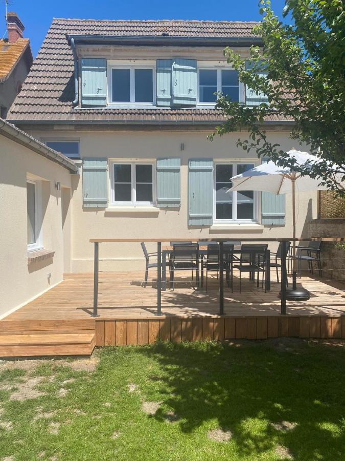 Maison Cosy En Plein Coeur De Ouistreham Zewnętrze zdjęcie